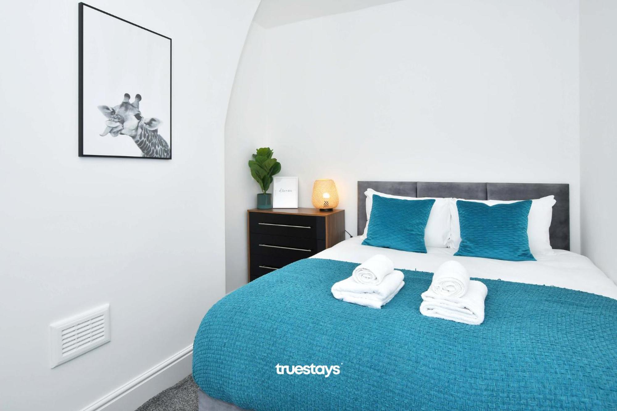 Gilman House By Truestays - 4 Bedroom House In Stoke-On-Trent Etruria Esterno foto