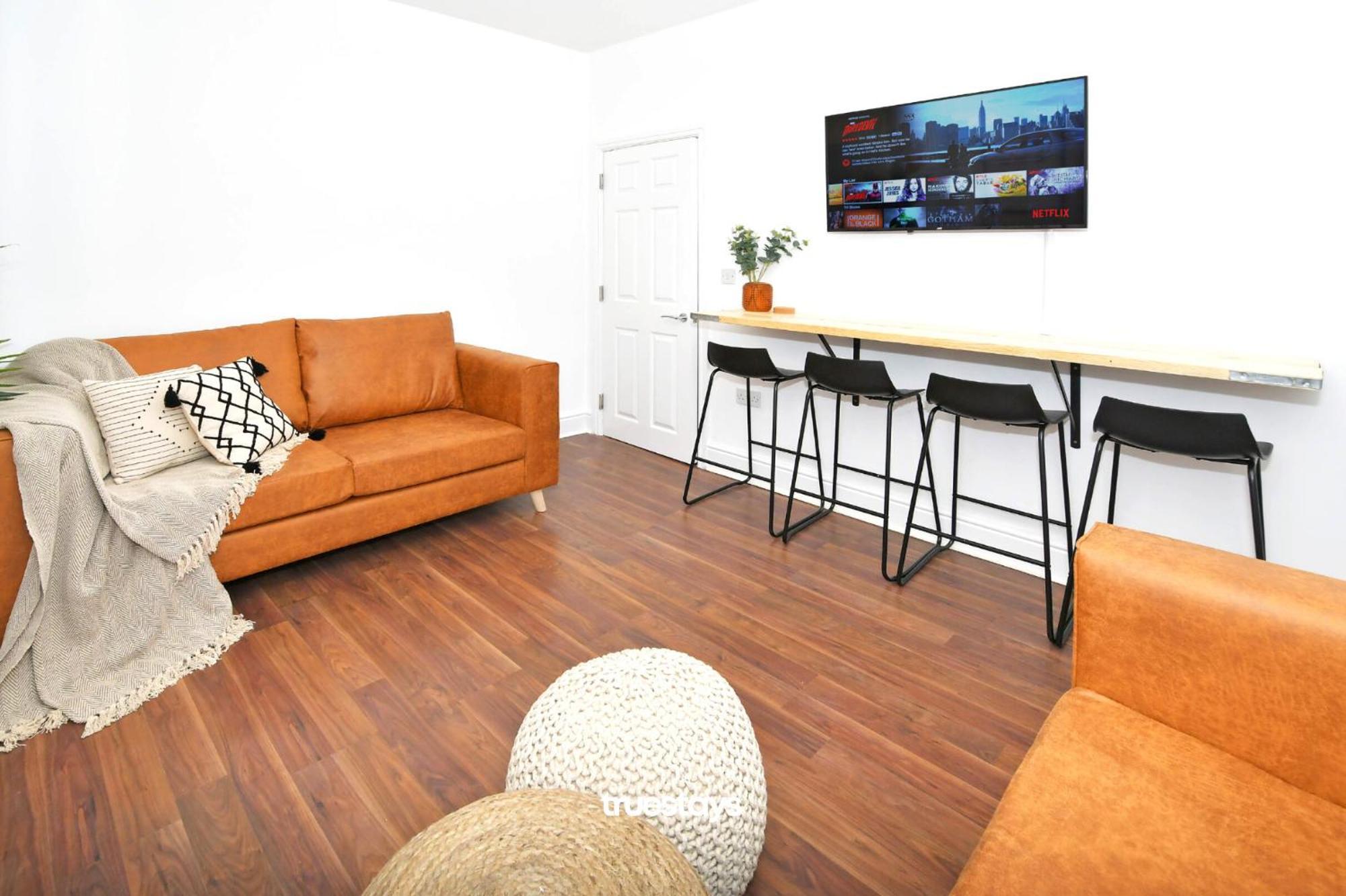 Gilman House By Truestays - 4 Bedroom House In Stoke-On-Trent Etruria Esterno foto