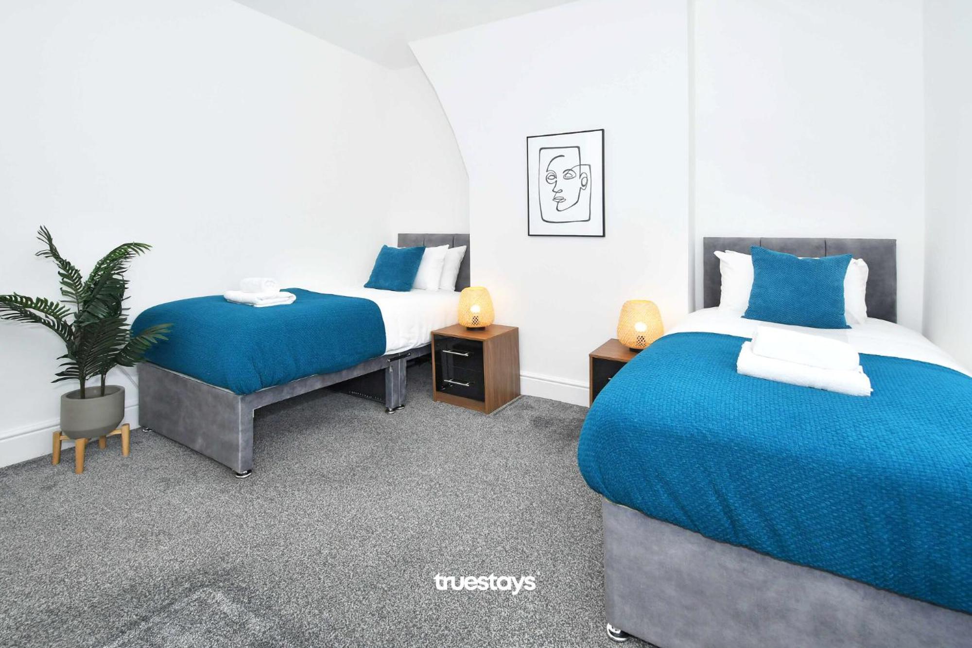 Gilman House By Truestays - 4 Bedroom House In Stoke-On-Trent Etruria Esterno foto